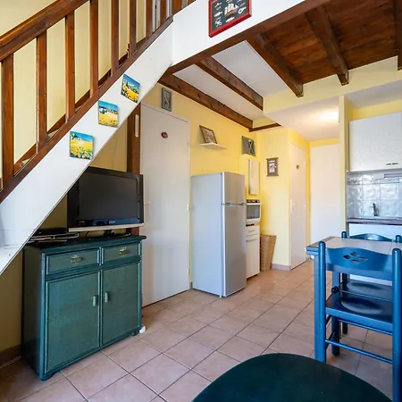 Samaria Village N06 2p8 아파트 아그