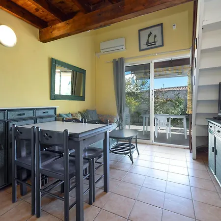 Samaria Village N06 2p8