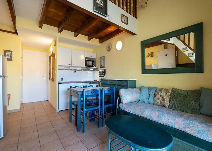 Appartamento Samaria Village N06 2p8 *